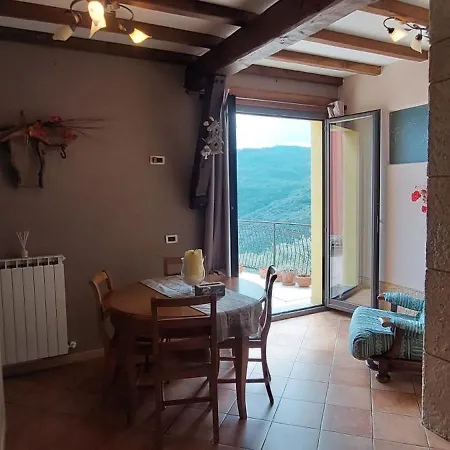 Dinoabbo Oleandri Apartmán Lucinasco